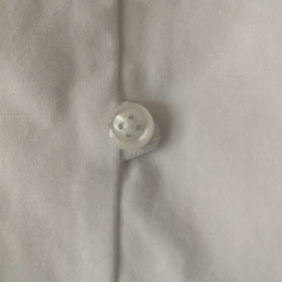 White guess top - Picture 5 of 5